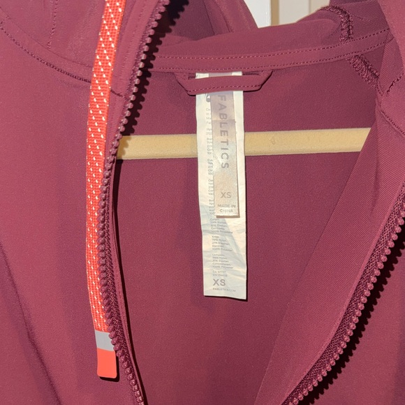 Fabletics One Jacket - Picture 6 of 6